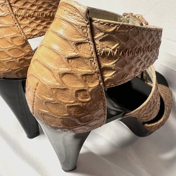 Michael Michael Kors-Women's Tan/Camel Leather-3 3/4" Heels-Unique 7 1/2-Zipper - Picture 5 of 16